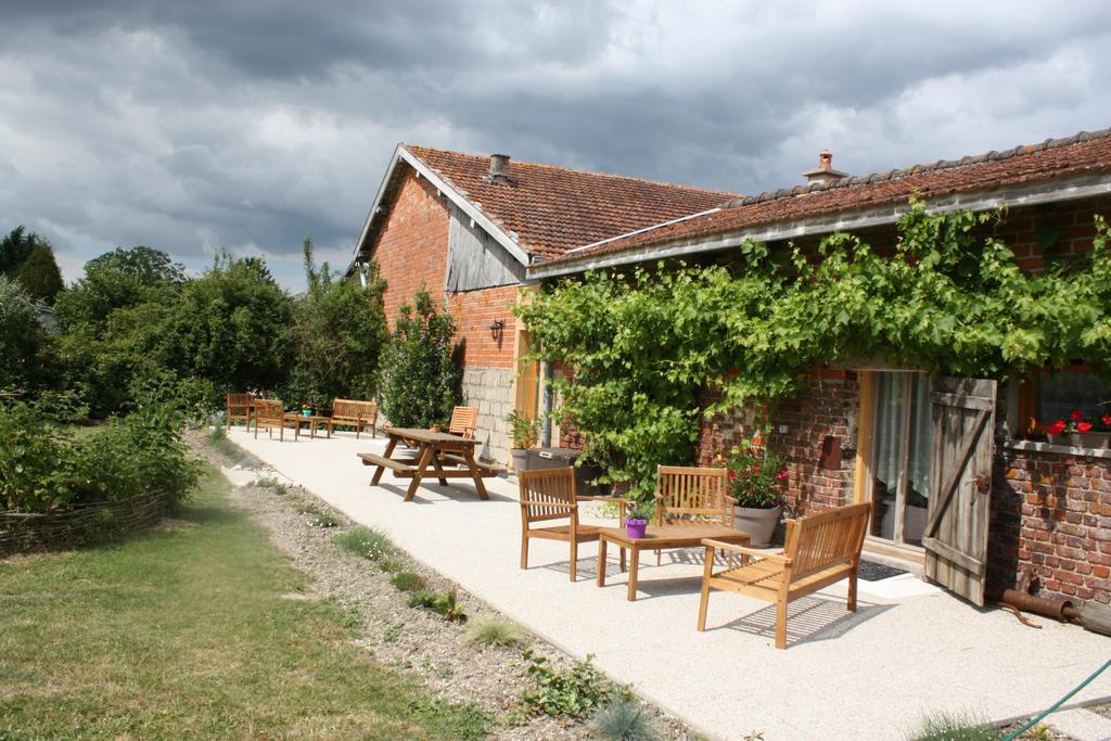 Au Passage Des Grues Bed and Breakfast Drosnay Rum bild