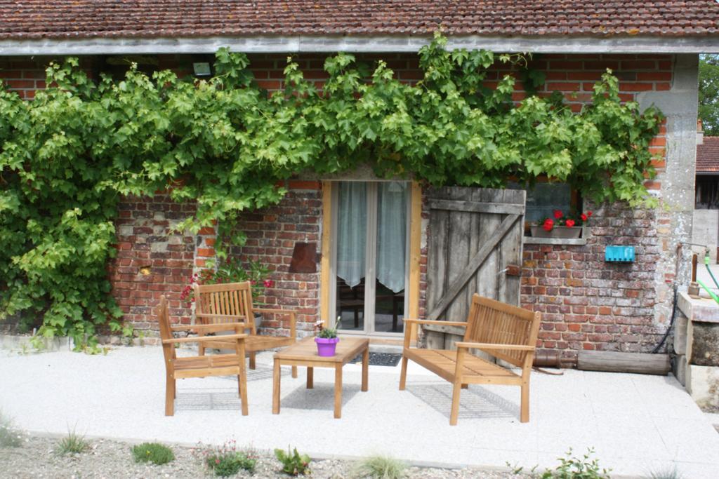 Au Passage Des Grues Bed and Breakfast Drosnay Rum bild