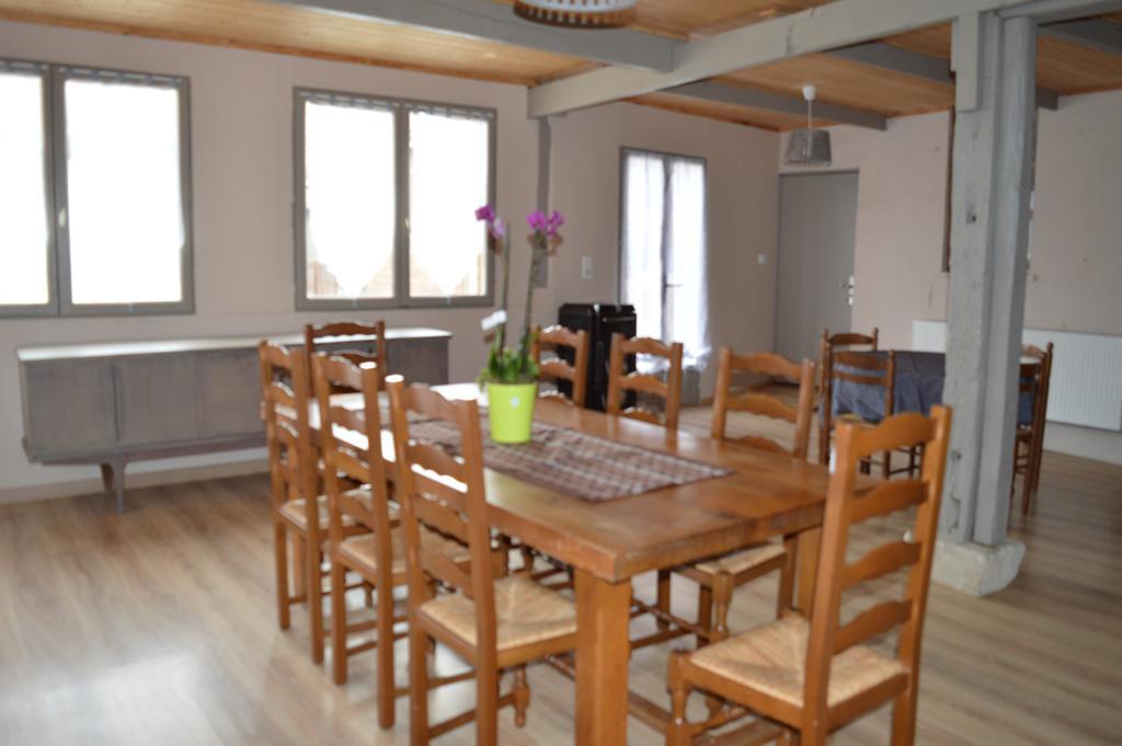 Au Passage Des Grues Bed and Breakfast Drosnay Exteriör bild