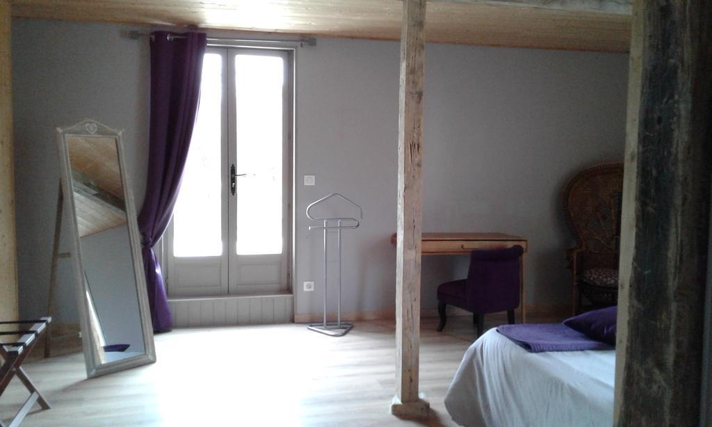 Au Passage Des Grues Bed and Breakfast Drosnay Exteriör bild